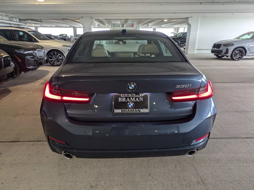 New 2026 BMW 330i Sedan RWD image 5