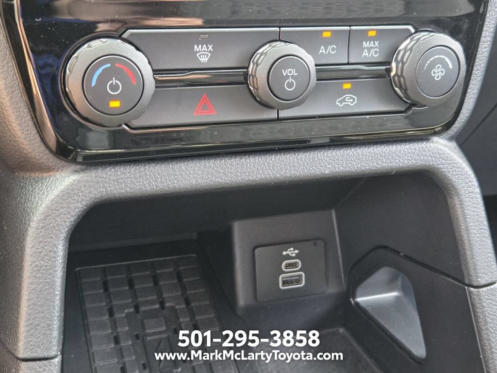 Used 2024 Ford Ranger XLT w/ Trailer Tow Package AWD/4WD image 21