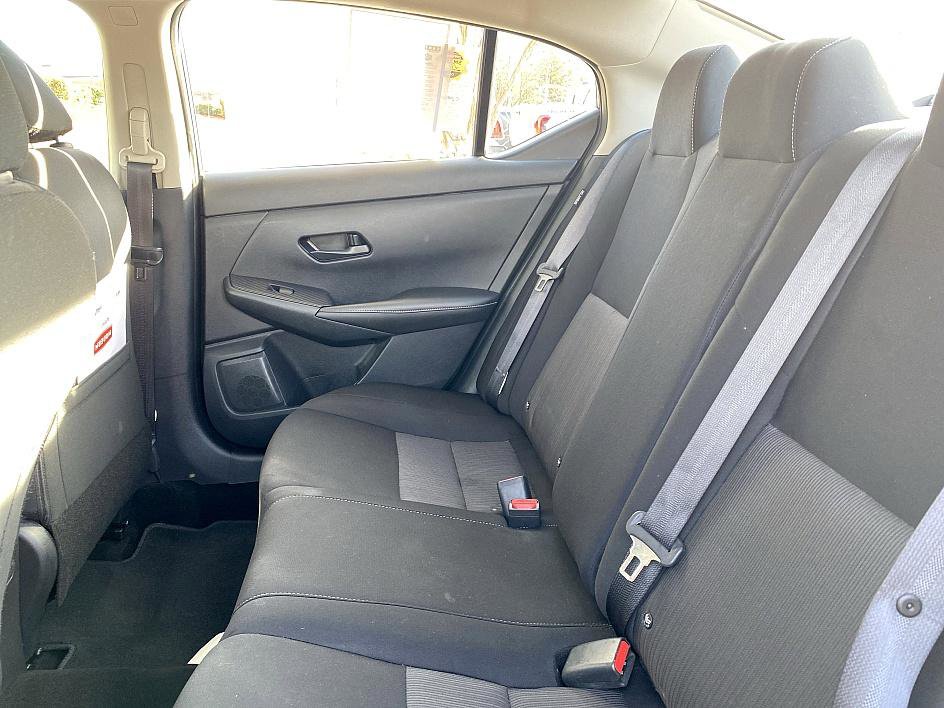 Used 2024 Nissan Sentra SV image 18