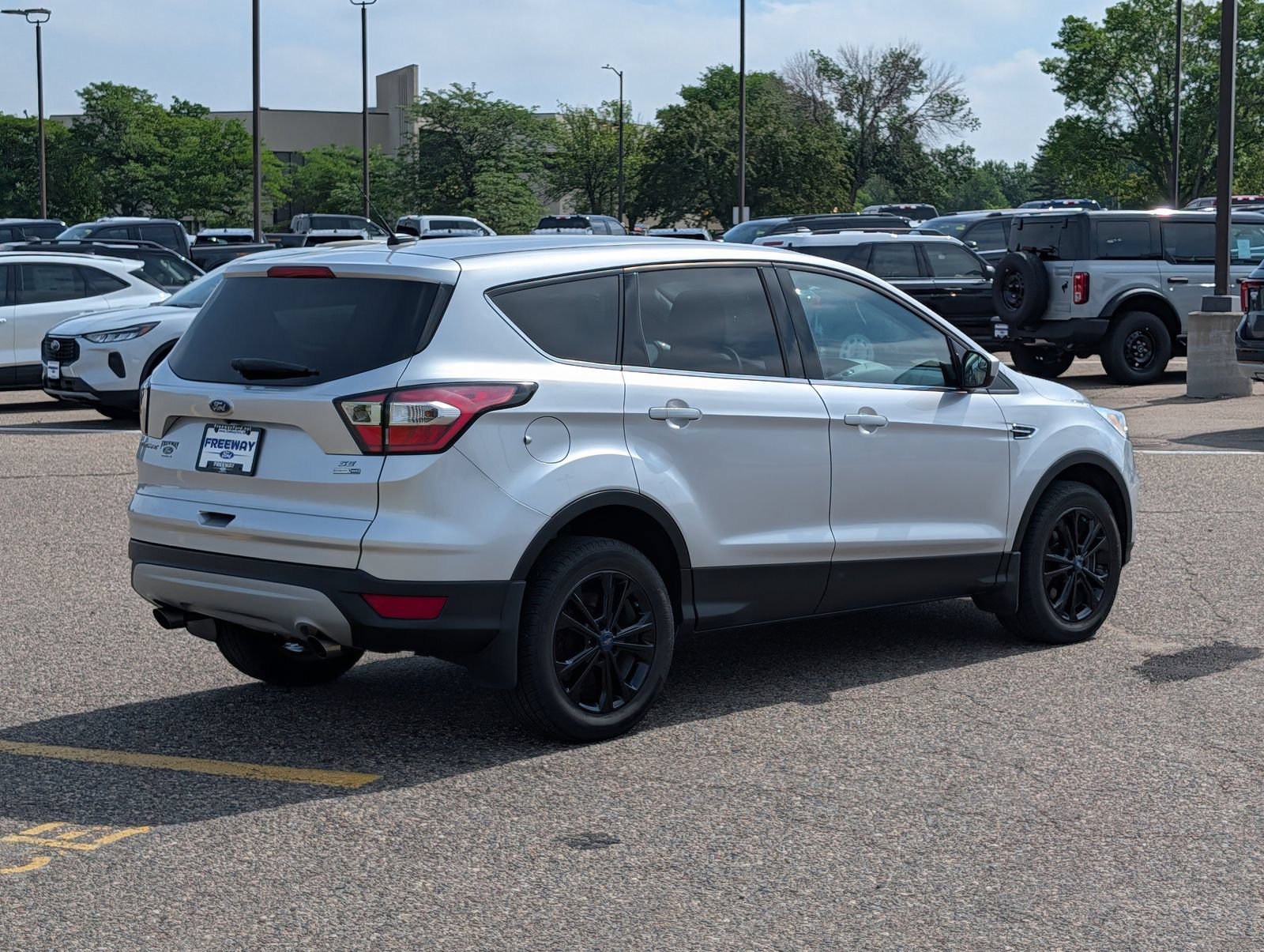 Certified 2017 Ford Escape SE AWD/4WD image 6