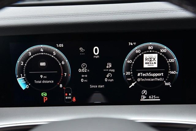 New 2026 Volkswagen Tiguan SE FWD image 12