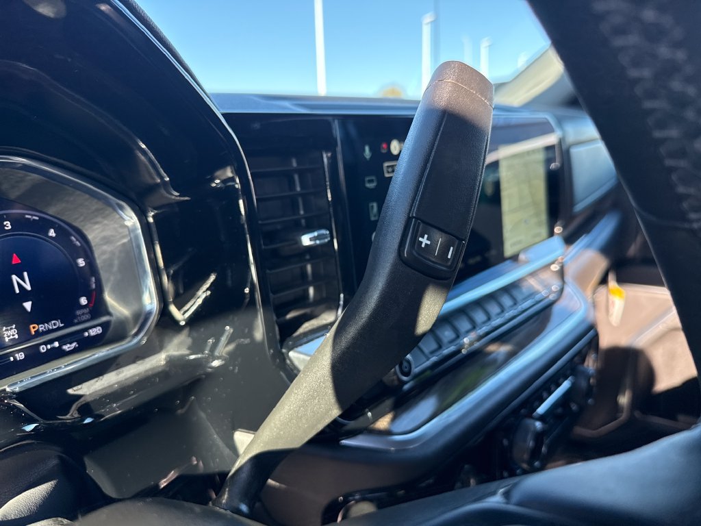 Used 2024 Chevrolet Silverado 1500 LT AWD/4WD image 36