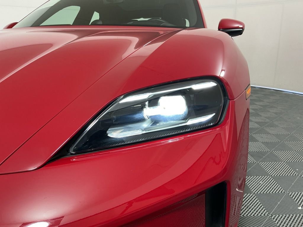 Used 2025 Porsche Taycan 4S image 8