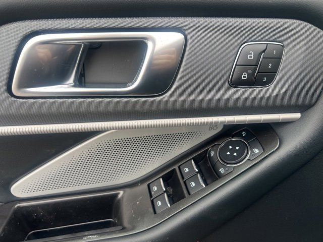 New 2026 Ford Explorer ST w/ Sun And Sound Package image 19