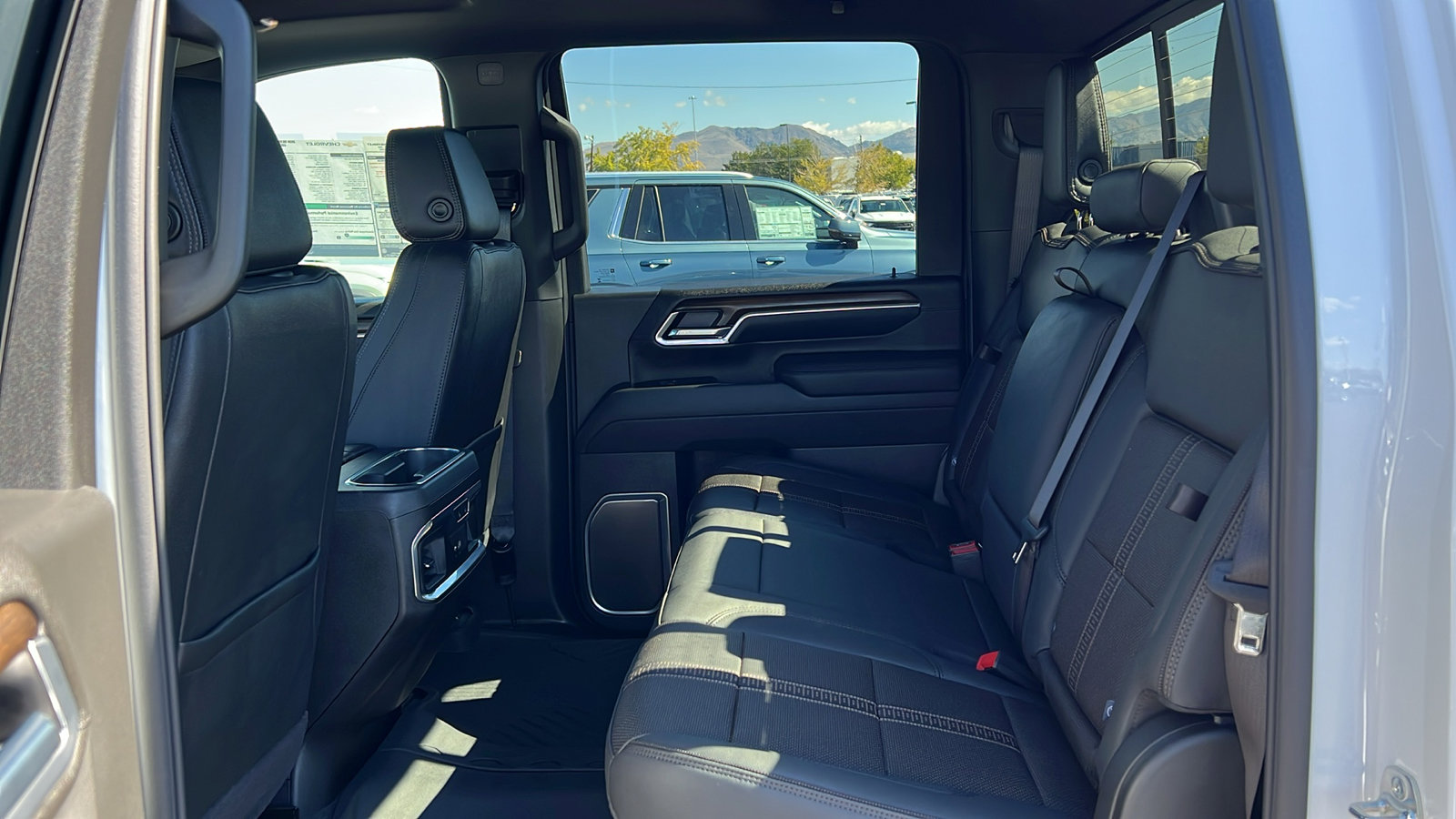 New 2026 Chevrolet Silverado 2500 High Country w/ High Country Premium Package AWD/4WD image 16
