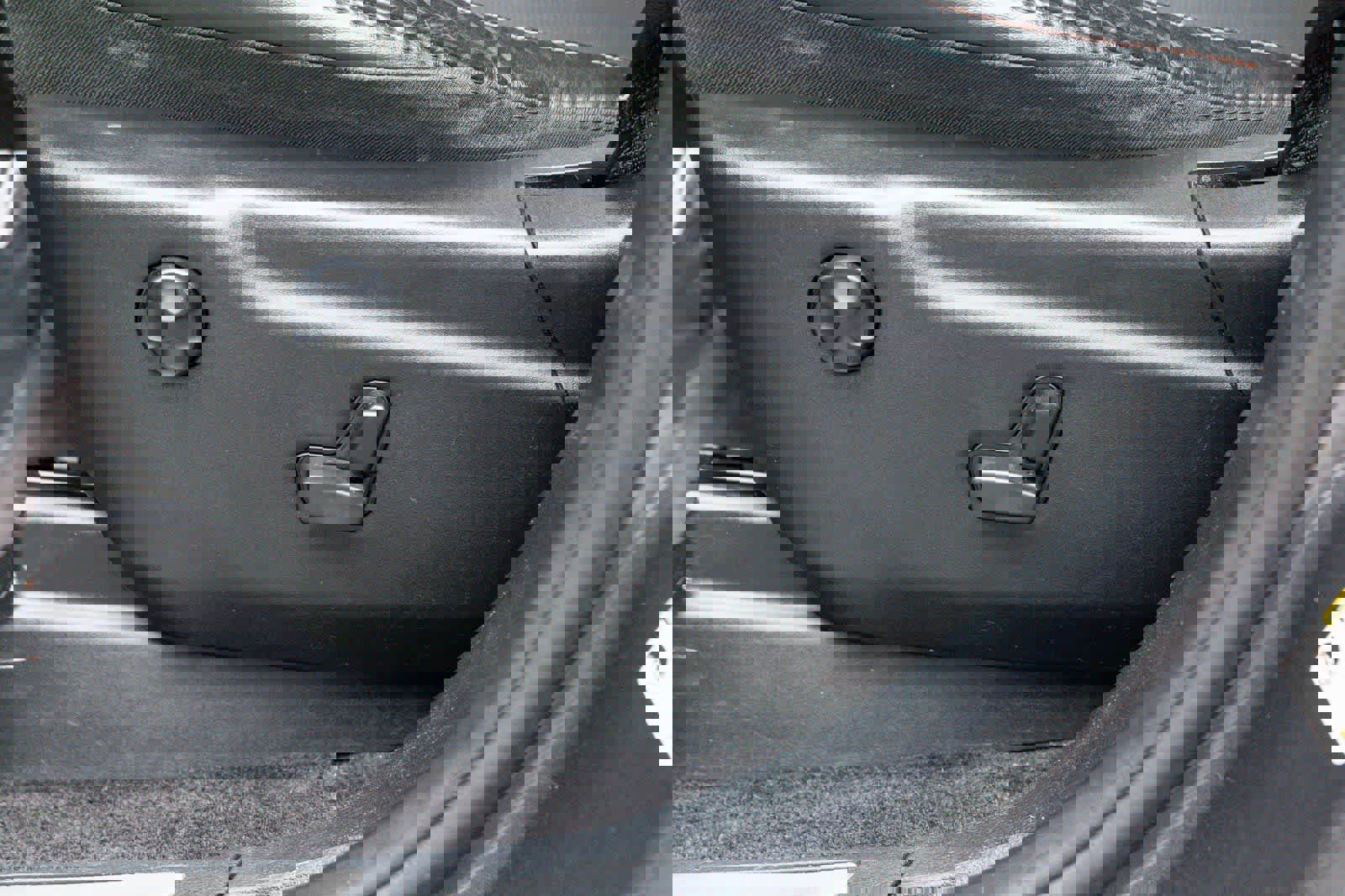 Used 2016 Jeep Grand Cherokee Limited 75th Anniversary image 26