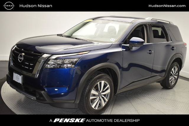 Certified 2025 Nissan Pathfinder SL