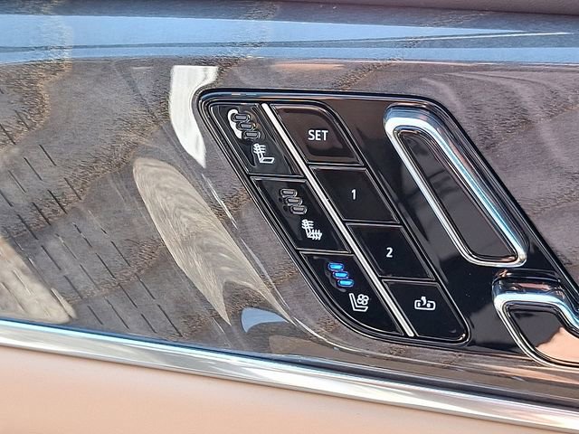 New 2026 Cadillac Escalade IQ Sport 2 w/ LPO, ONYX Package image 16