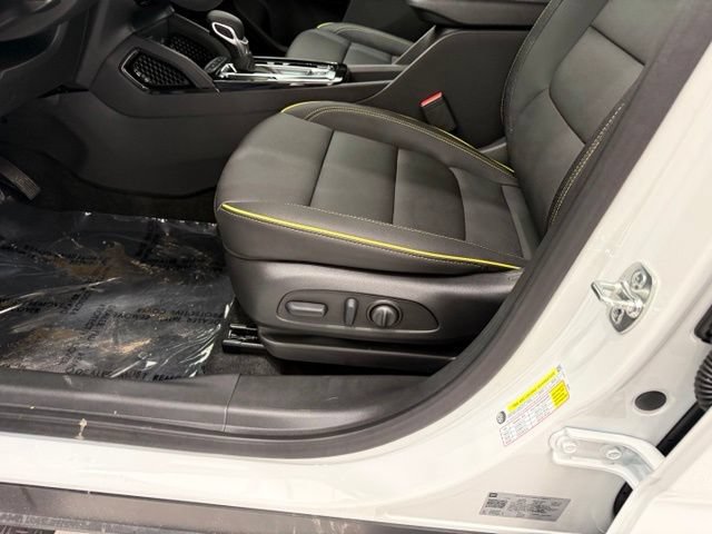 New 2026 Chevrolet TrailBlazer ACTIV AWD/4WD image 12