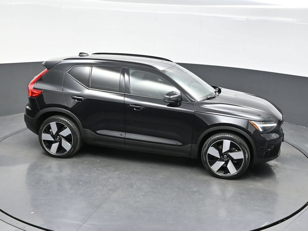 Used 2023 Volvo XC40 Recharge Ultimate w/ Protection Package Premier AWD/4WD image 38