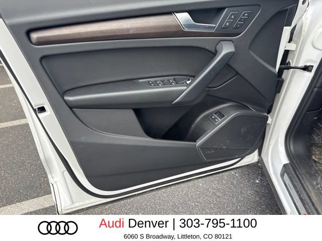 Certified 2024 Audi Q5 e Premium w/ Convenience Package AWD/4WD image 9