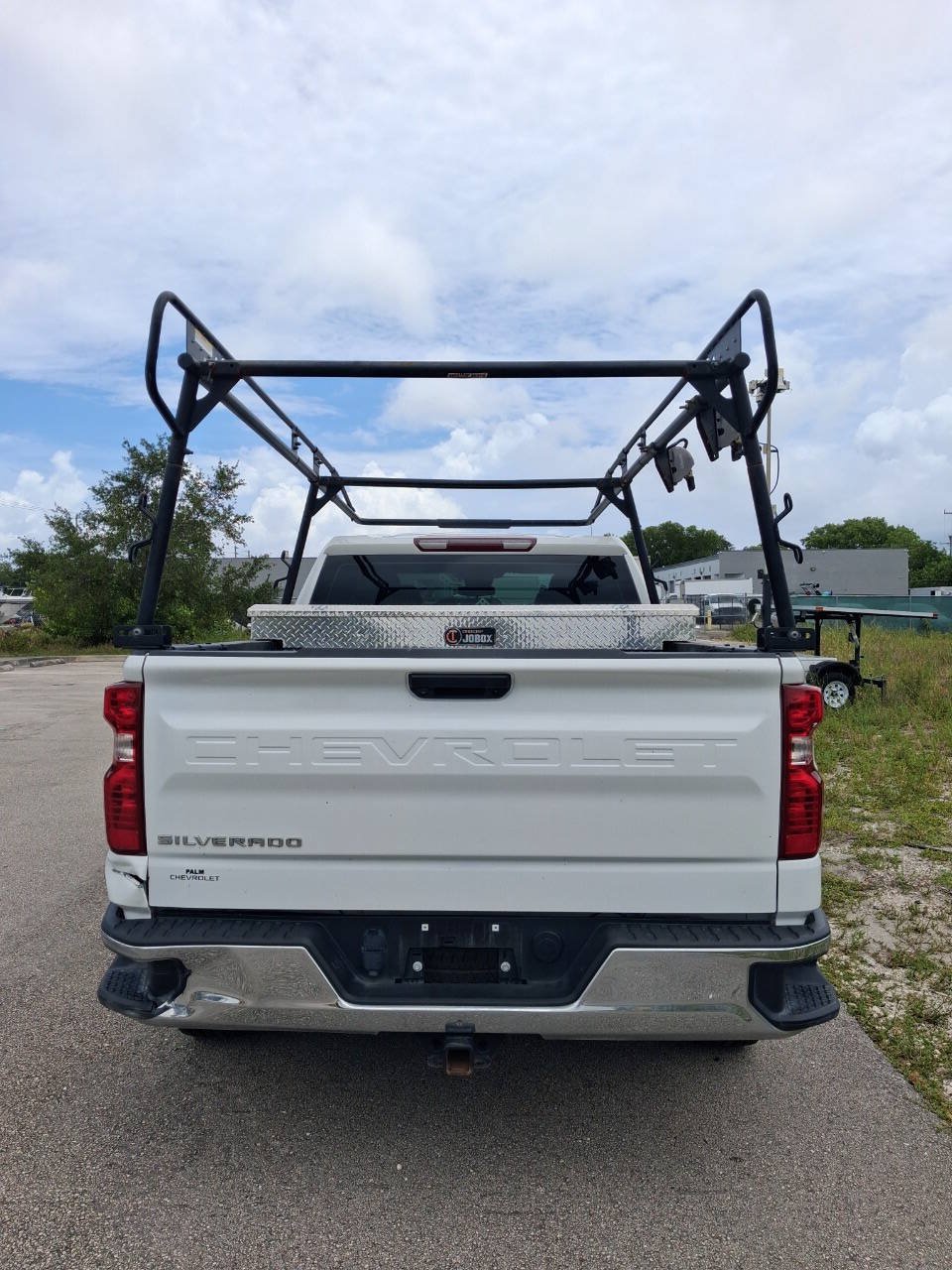 Used 2023 Chevrolet Silverado 1500 W/T w/ Trailering Package AWD/4WD image 7