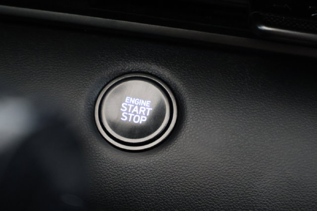 Used 2025 Hyundai Elantra Sport FWD image 23