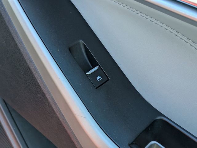 Used 2022 Ford Explorer XLT w/ Equipment Group 202A image 44