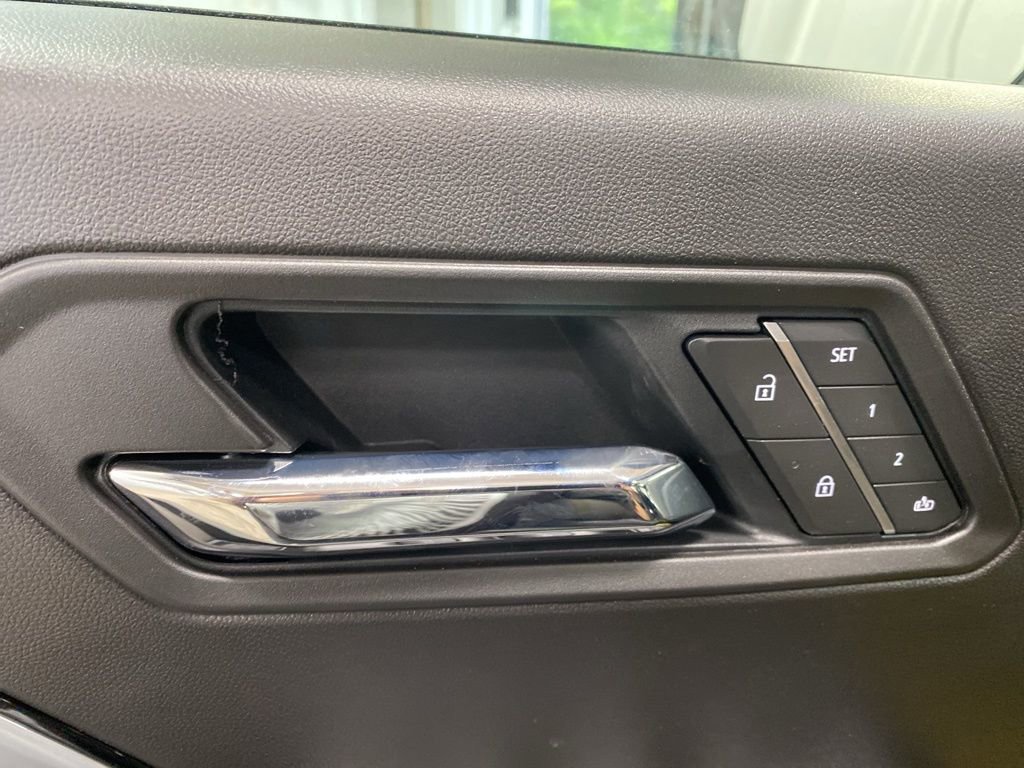 New 2025 Chevrolet Colorado ZR2 w/ Midnight Edition image 28