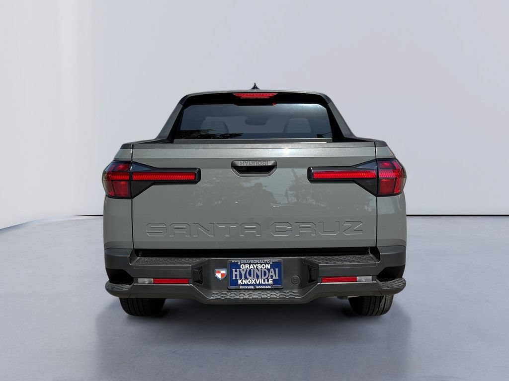 Used 2026 Hyundai Santa Cruz SE FWD image 4