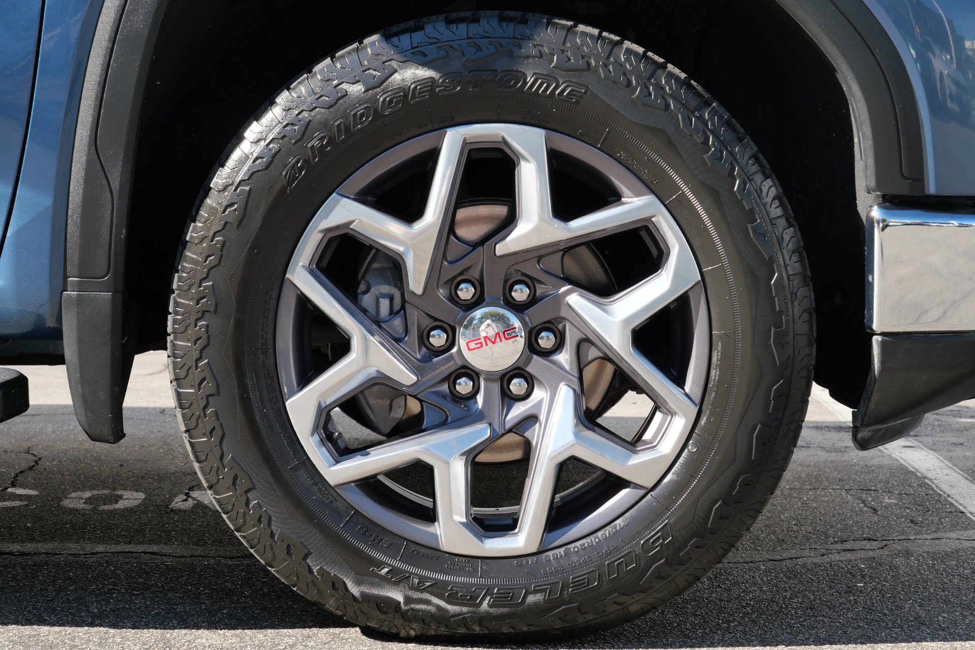 Used 2024 GMC Sierra 1500 SLT w/ SLT Premium Package AWD/4WD image 41