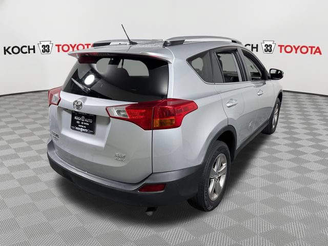 Used 2015 Toyota RAV4 XLE AWD/4WD image 8