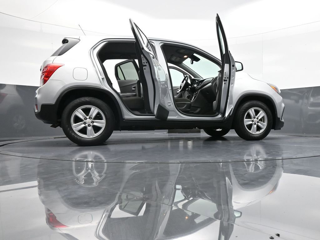 Used 2020 Chevrolet Trax LS w/ Tint and Cruise Package FWD image 45