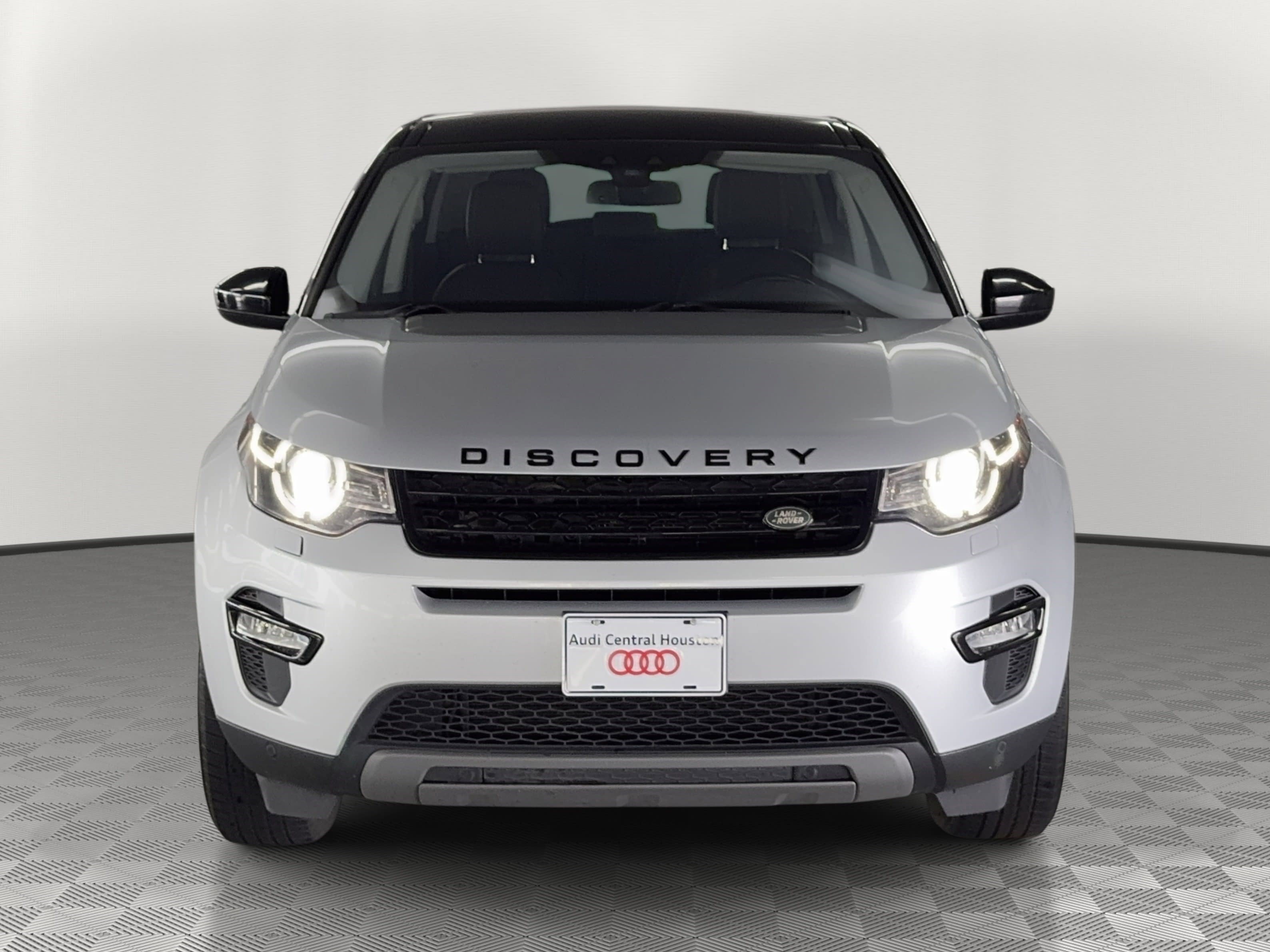 Used 2019 Land Rover Discovery Sport HSE AWD/4WD image 6
