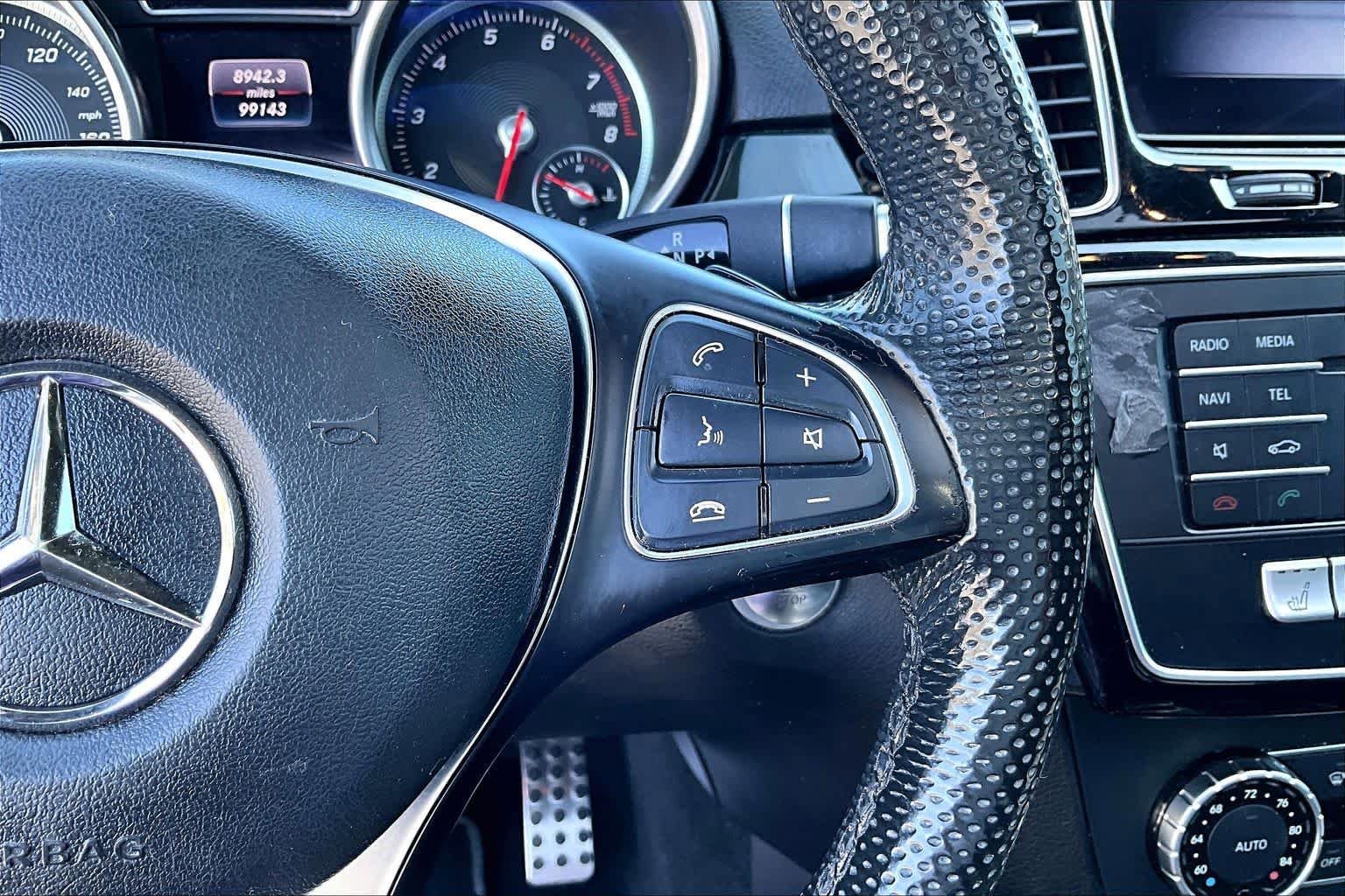 Used 2019 Mercedes-Benz GLE 400 4MATIC image 25