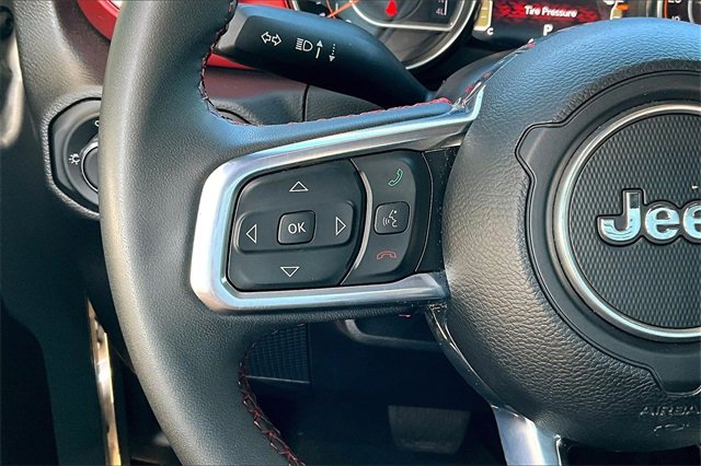 Used 2023 Jeep Wrangler Rubicon image 20