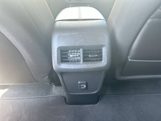 Used 2024 GMC Terrain SLE w/ Driver Convenience Package AWD/4WD image 22