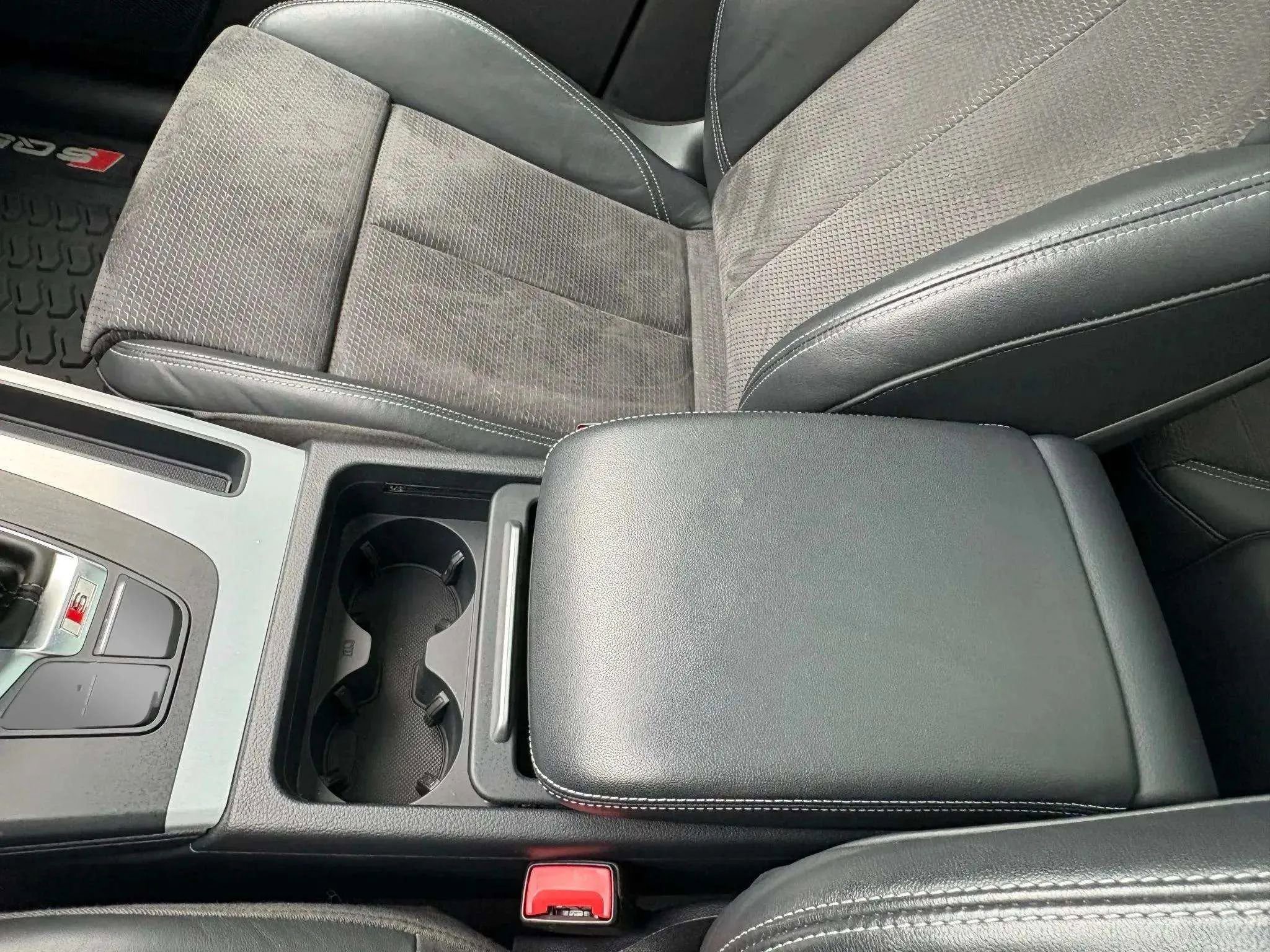 Used 2018 Audi SQ5 Premium Plus w/ Navigation Package image 44