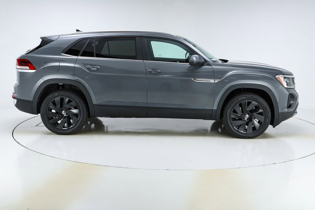 New 2026 Volkswagen Atlas Cross Sport SE image 10