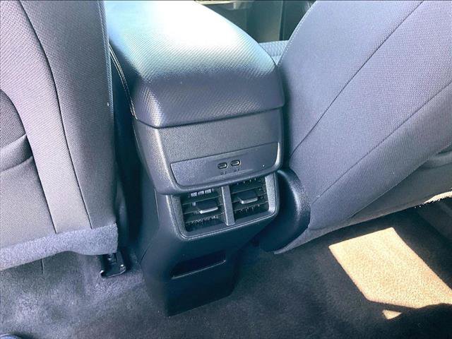 Used 2025 Chevrolet Equinox LT w/ Safety and Technology Package FWD image 24