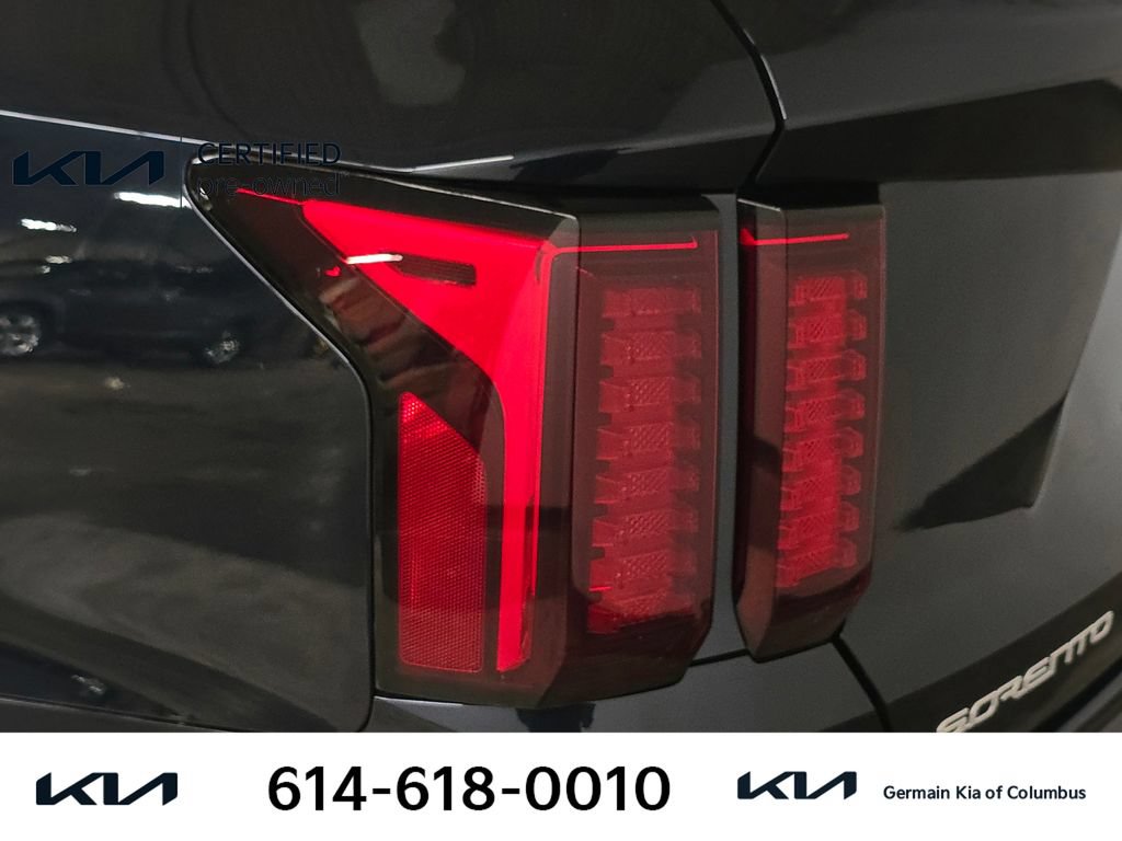 Certified 2023 Kia Sorento EX FWD image 15