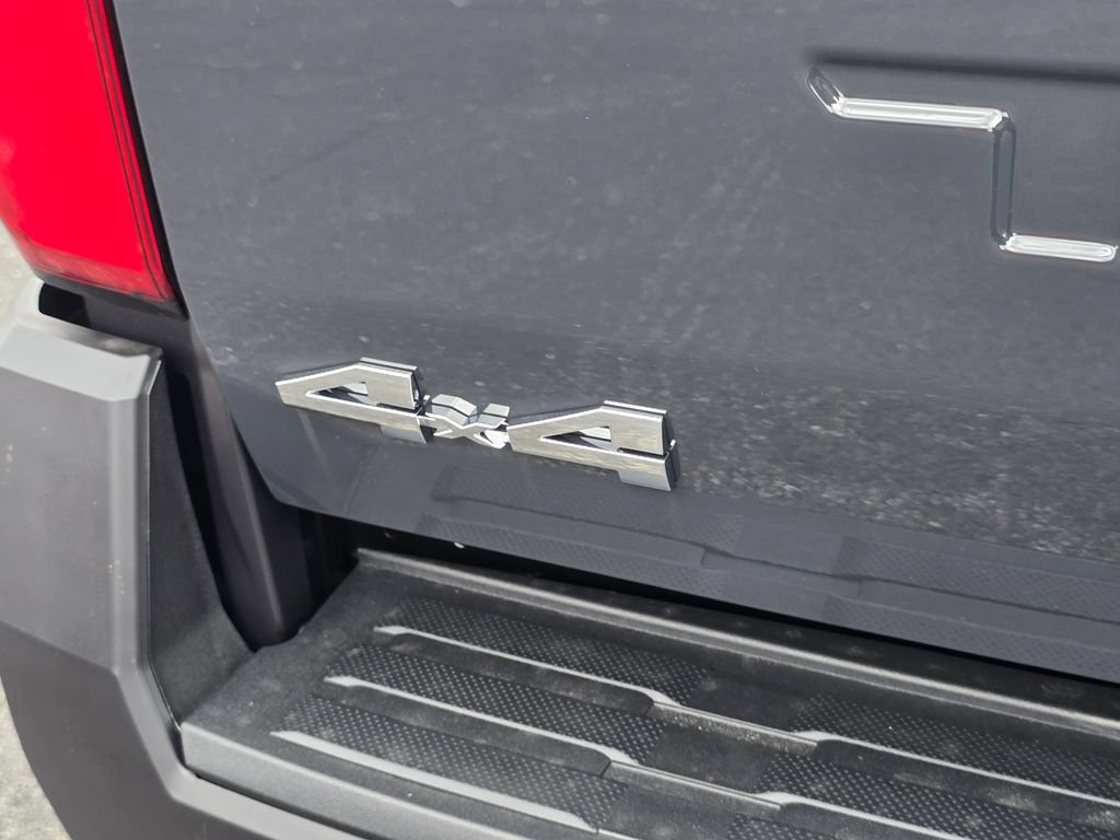 New 2026 Toyota Tacoma SR AWD/4WD image 18