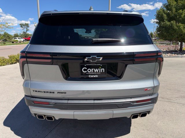 Used 2025 Chevrolet Traverse Z71 w/ Driver Confidence Package AWD/4WD image 8