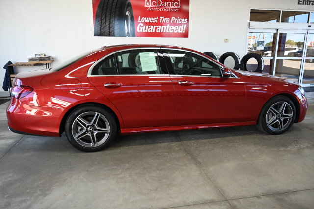 Used 2021 Mercedes-Benz E 350 4MATIC Sedan image 4