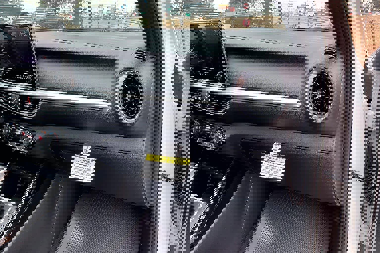 Used 2024 Kia Forte GT-Line image 17