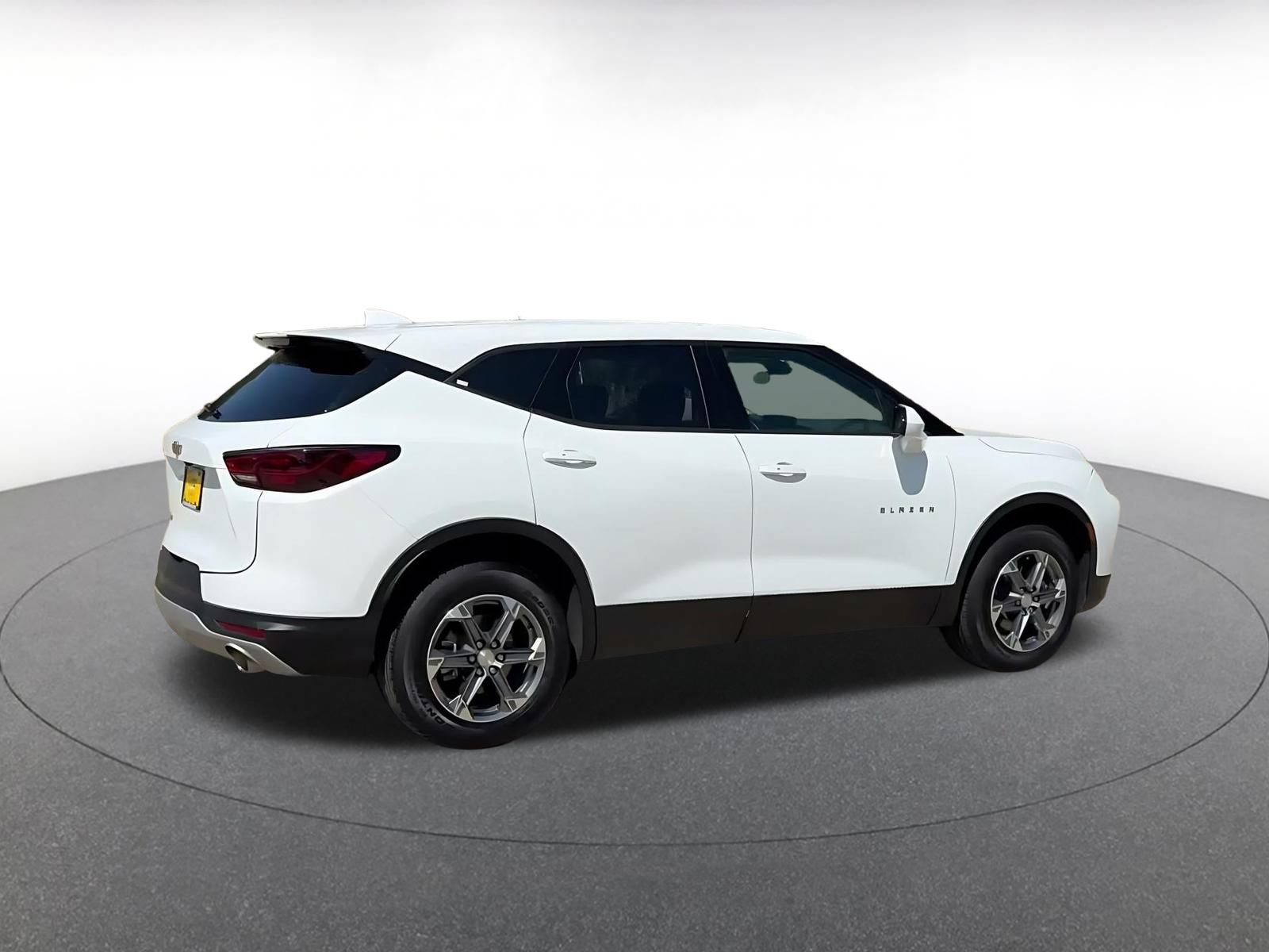 Used 2026 Chevrolet Blazer LT FWD image 14