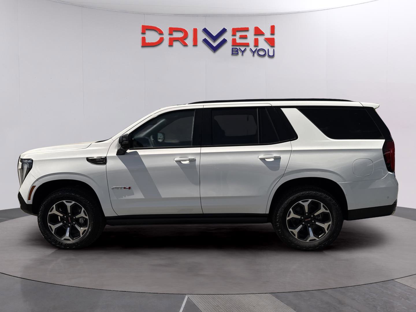 New 2026 GMC Yukon AT4 Ultimate w/ LPO, Floor Liner Package AWD/4WD image 2