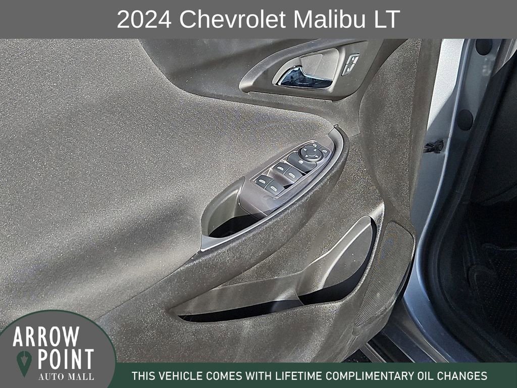 Used 2024 Chevrolet Malibu LT image 21