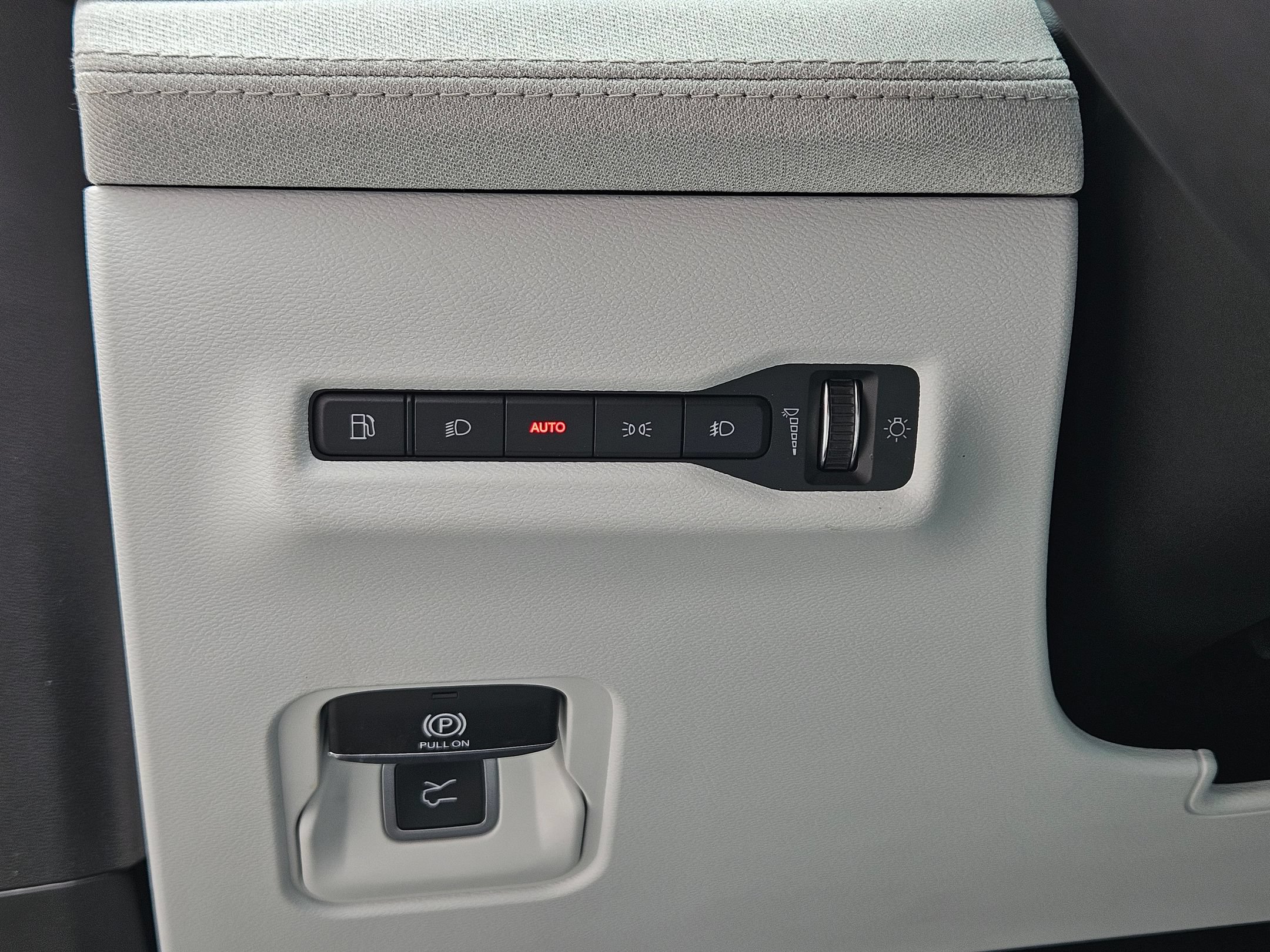 New 2026 Jeep Cherokee Laredo AWD/4WD image 17