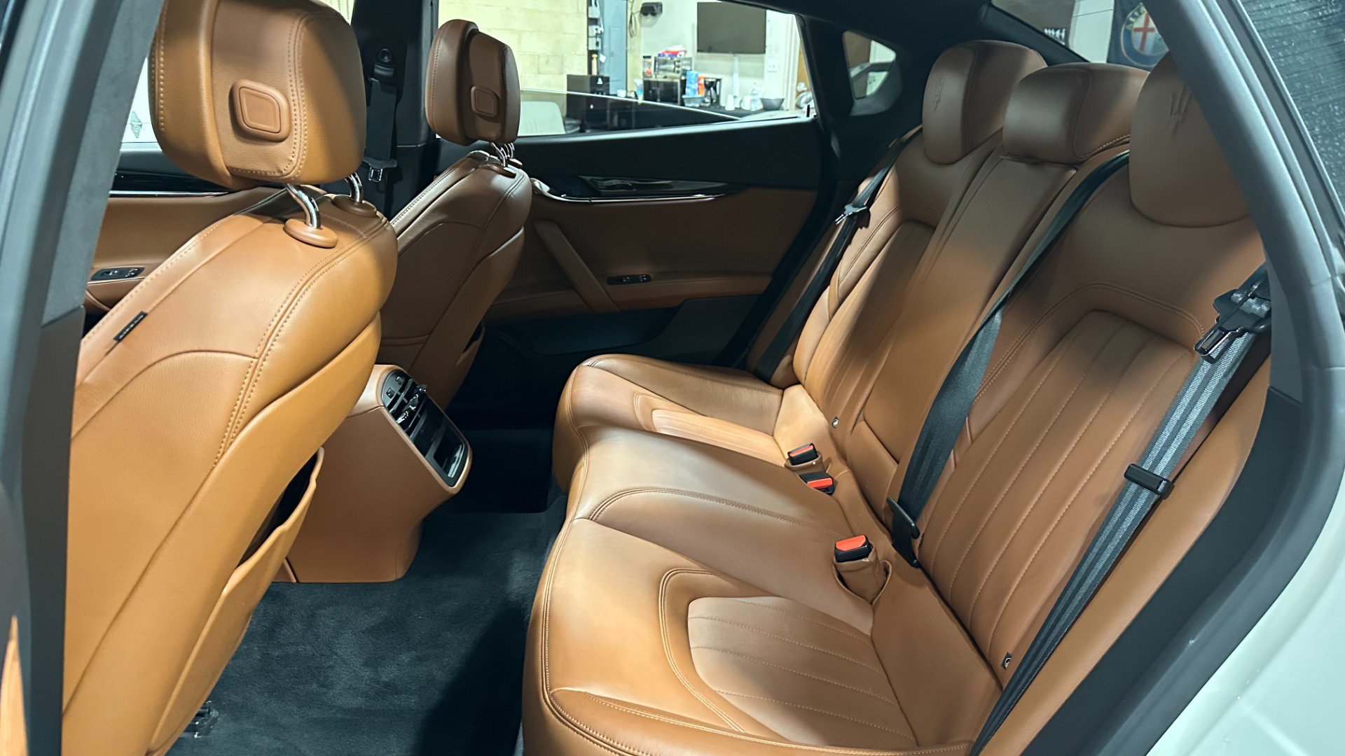 Used 2022 Maserati Quattroporte Modena Q4 image 28