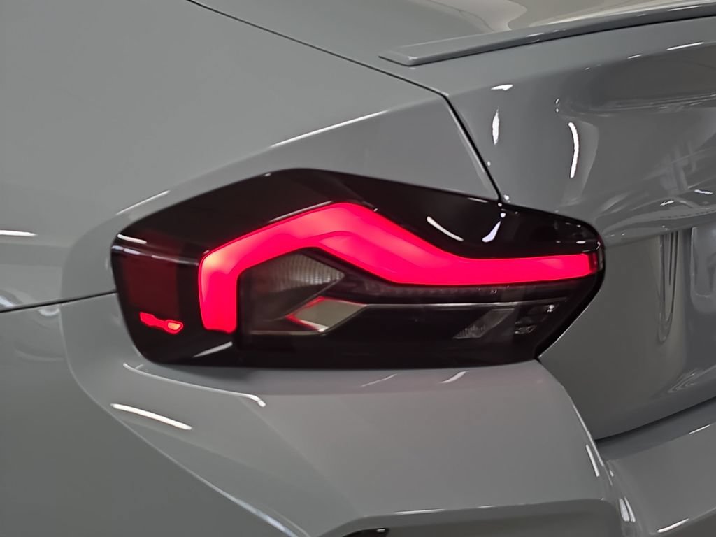 Used 2025 BMW M2 RWD image 31