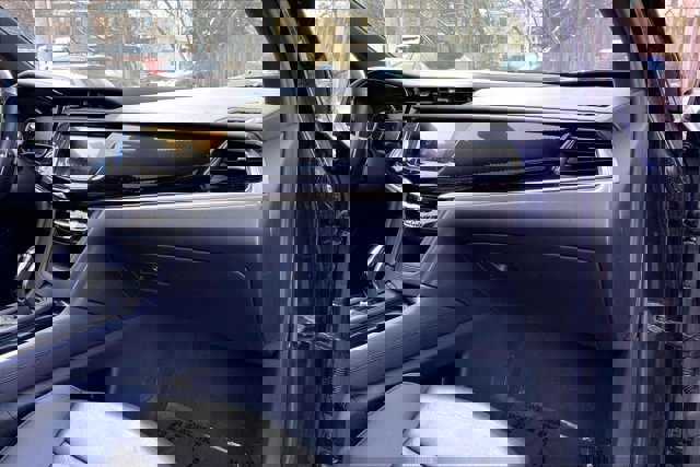 Used 2020 Cadillac XT6 Sport image 16