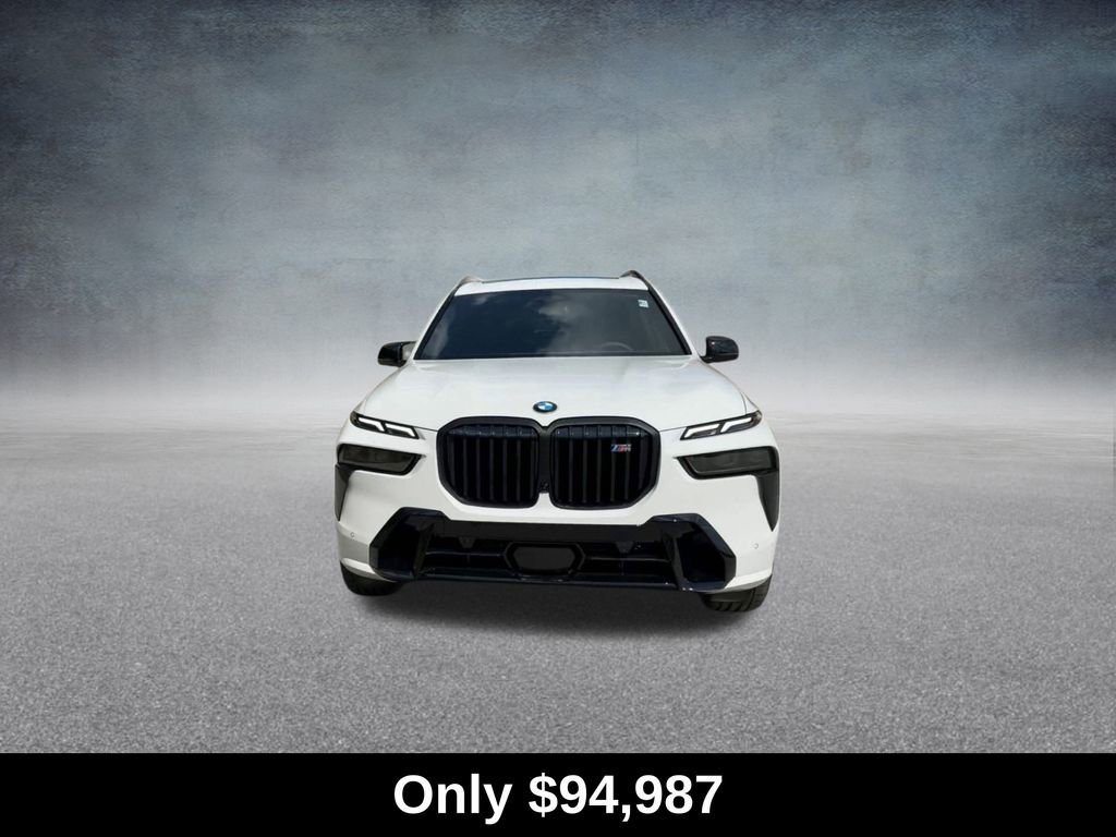 Used 2025 BMW X7 M60i image 6