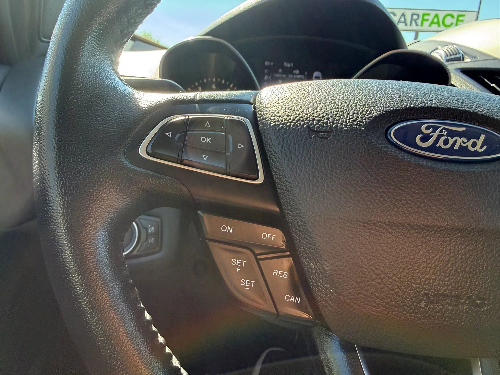 Used 2019 Ford Escape SEL AWD/4WD image 30