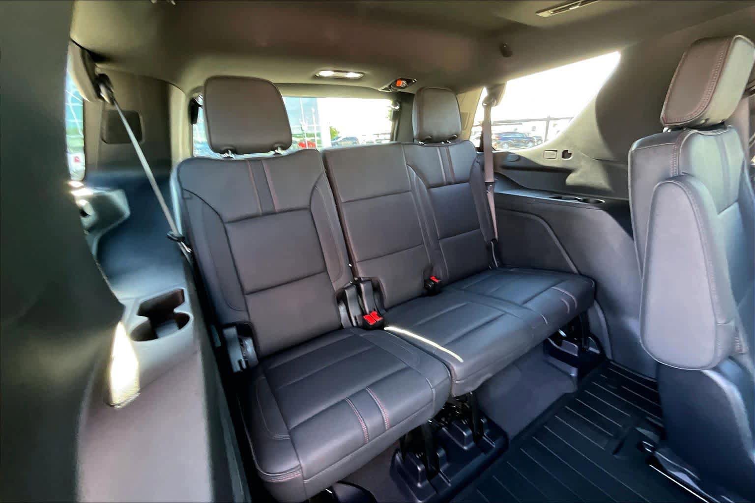 Used 2025 Chevrolet Tahoe RST w/ RST Capability Package AWD/4WD image 35