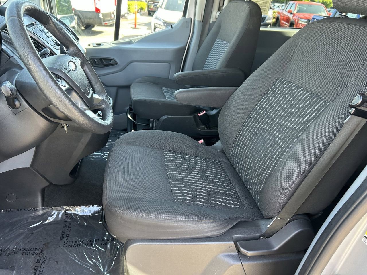 Used 2018 Ford Transit 350 XLT image 19