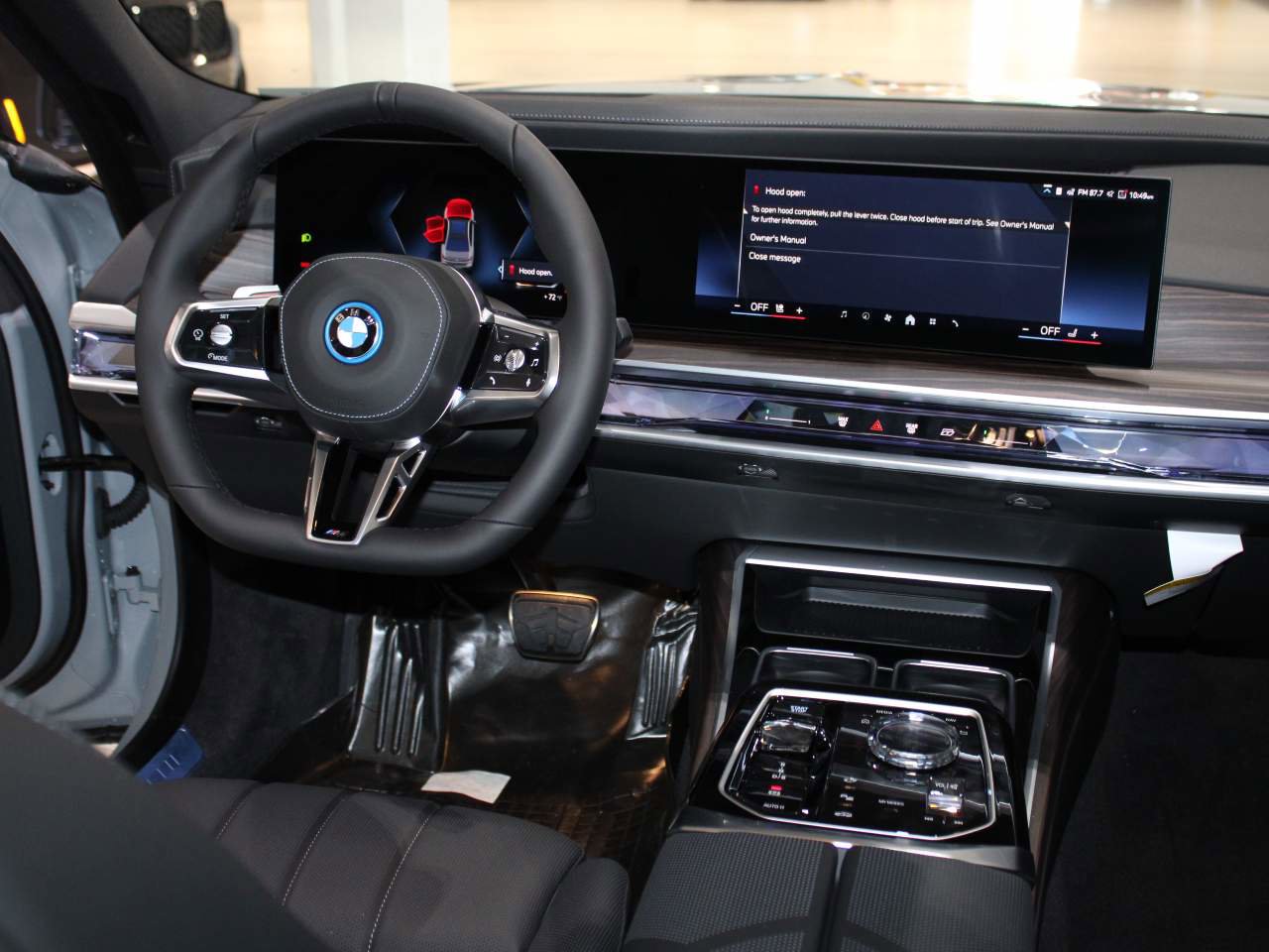 New 2026 BMW i7 eDrive50 w/ M Sport Package image 18