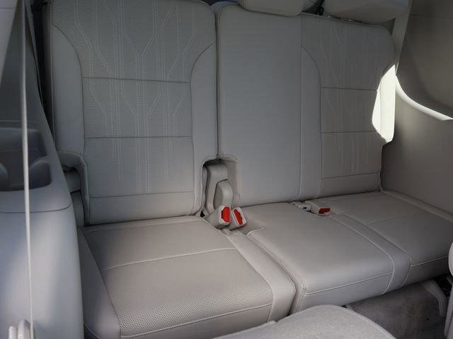 New 2026 Buick Enclave Avenir w/ Super Cruise Package image 56