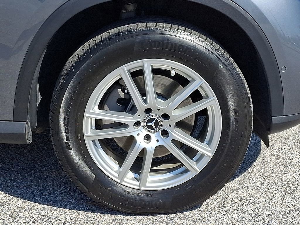 Used 2023 Mercedes-Benz GLC 300 4MATIC image 11