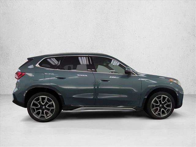 Used 2025 BMW X1 xDrive28i w/ Convenience Package AWD/4WD image 4